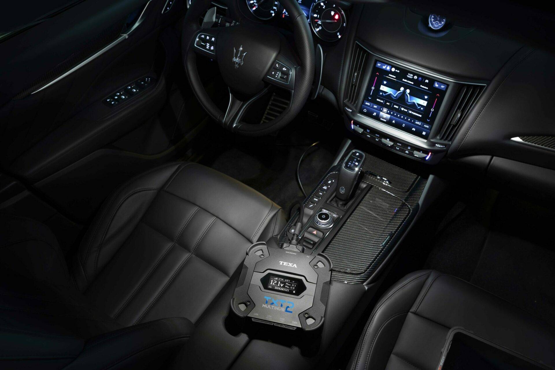 TXT_MULTIHUB_2_car_maserati_Diagnosis-scaled.jpg